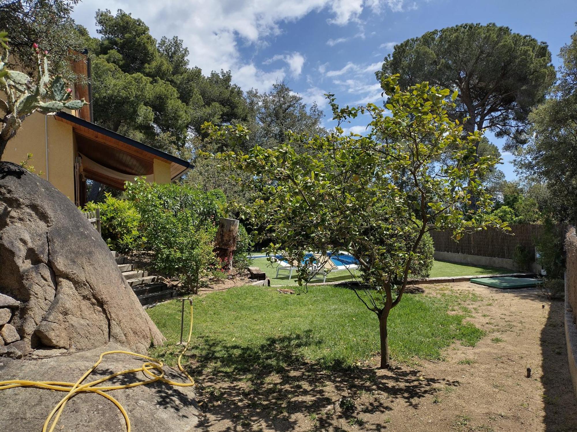 Casa Feliz Villa Sant Cebrià de Vallalta Dış mekan fotoğraf