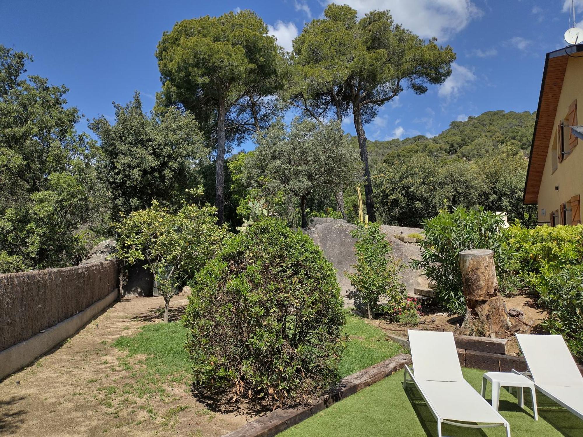 Casa Feliz Villa Sant Cebrià de Vallalta Dış mekan fotoğraf