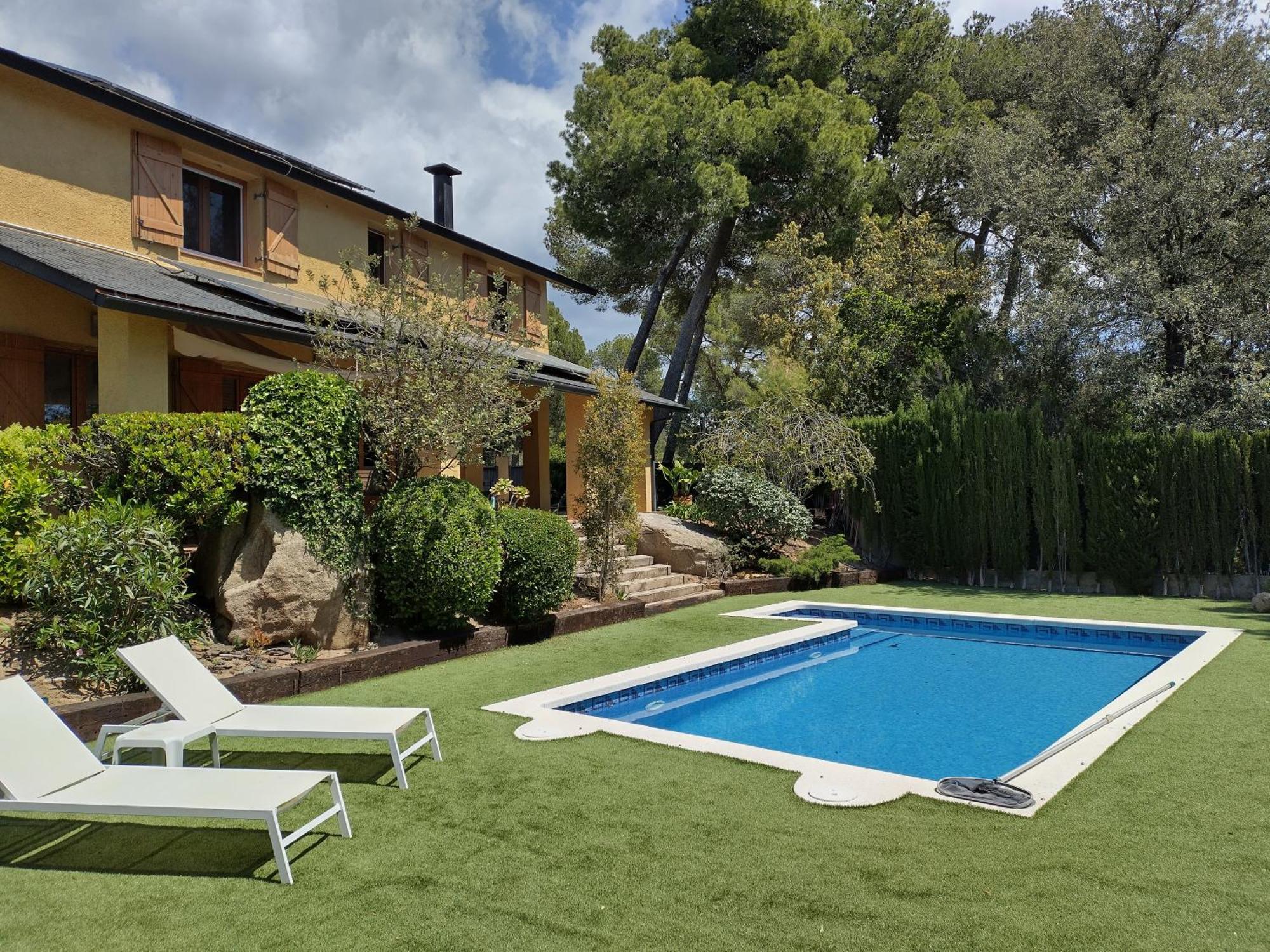 Casa Feliz Villa Sant Cebrià de Vallalta Dış mekan fotoğraf