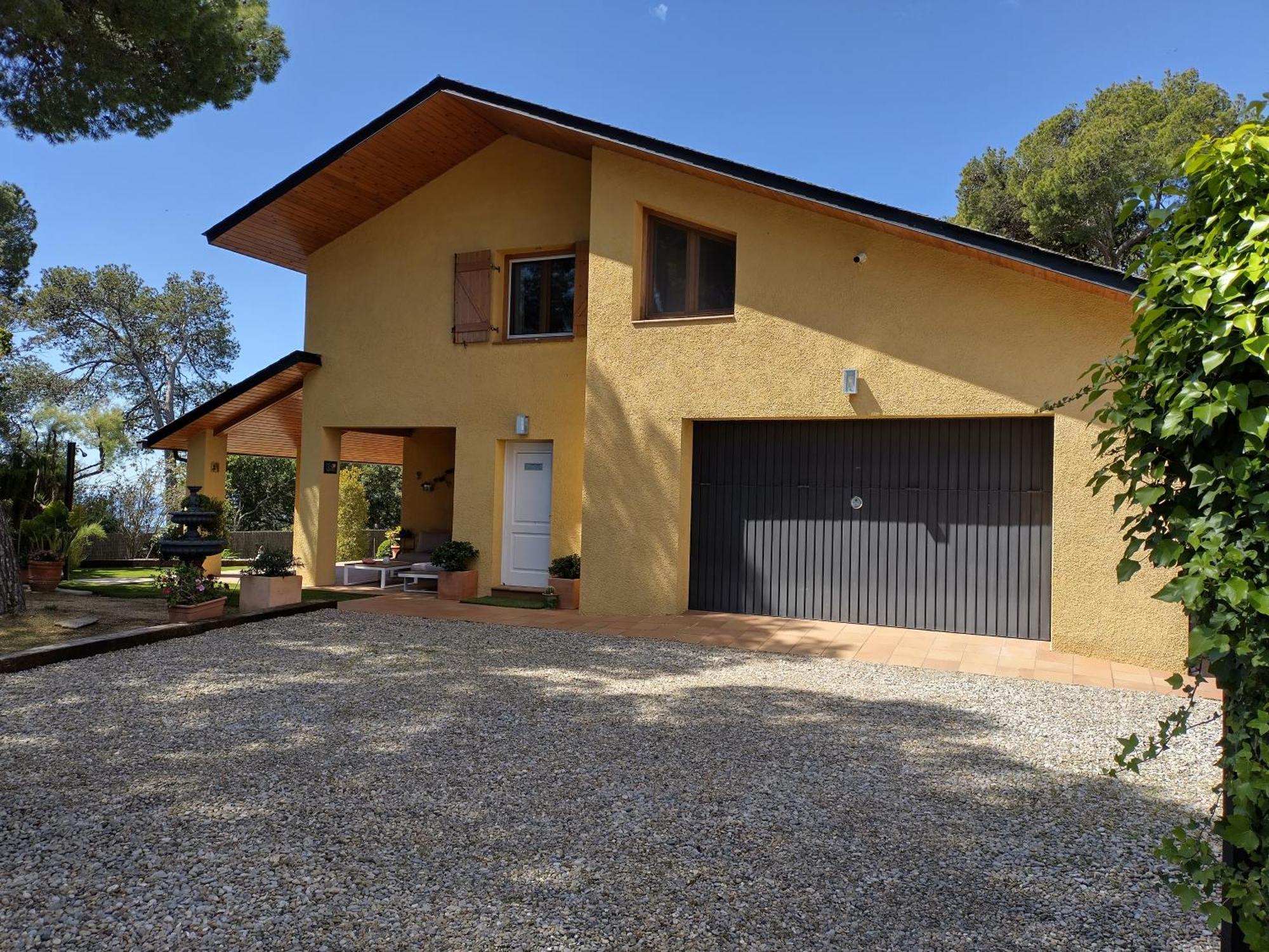 Casa Feliz Villa Sant Cebrià de Vallalta Dış mekan fotoğraf