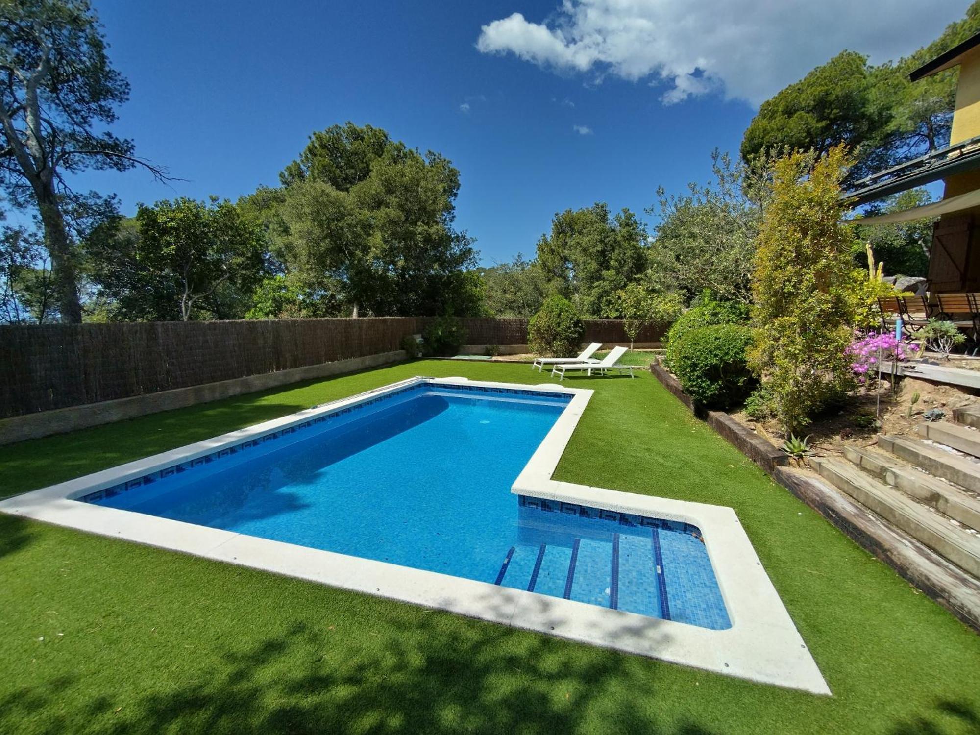 Casa Feliz Villa Sant Cebrià de Vallalta Dış mekan fotoğraf